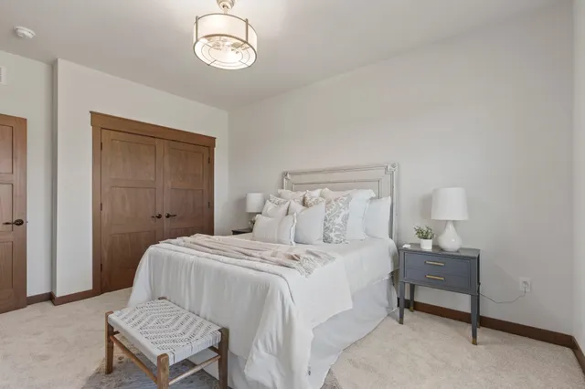 $1,250,000 | 3327 Colton Sun Prairie, Sun Prairie, WI 53590