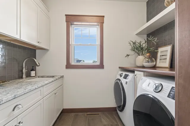 $1,250,000 | 3327 Colton Sun Prairie, Sun Prairie, WI 53590