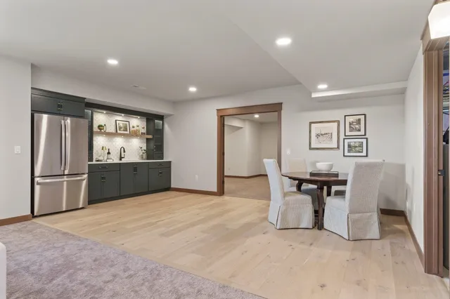 $1,250,000 | 3327 Colton Sun Prairie, Sun Prairie, WI 53590