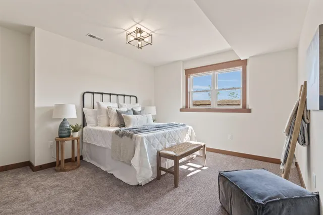 $1,250,000 | 3327 Colton Sun Prairie, Sun Prairie, WI 53590