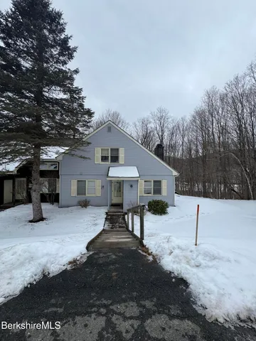 $264,900 | 1055 Beaver Pond Meadows, Hancock, MA 01267