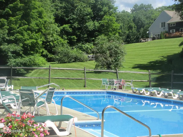 $264,900 | 1055 Beaver Pond Meadows, Hancock, MA 01267