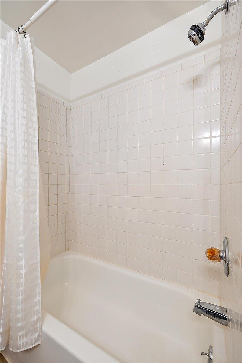 16465 28 Mile Road Ray, MI 48096 - Photo 30 of 48 46-16465 28 Mile-33