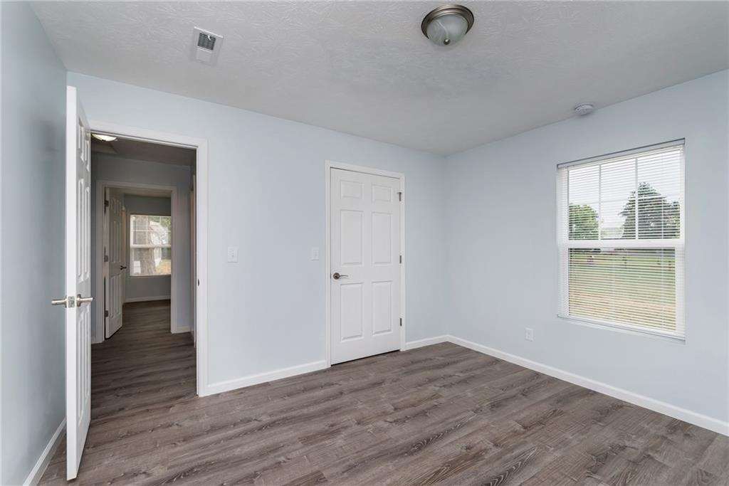 7001 Hickory Road Indianapolis, IN 46259 - Photo 17 of 25 Gallery Image 17