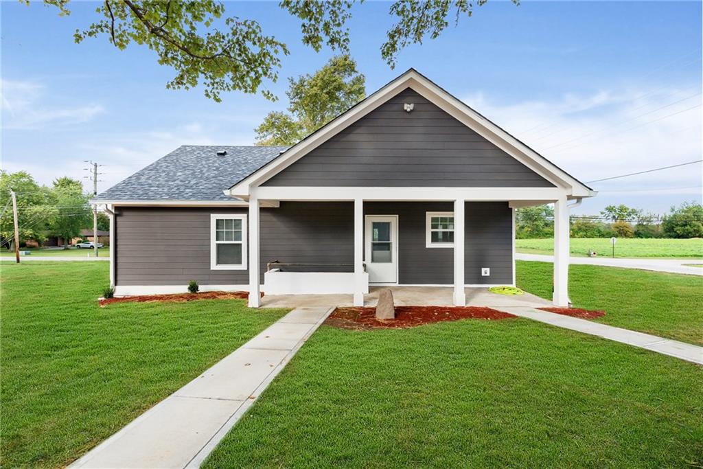 7001 Hickory Road Indianapolis, IN 46259 - Photo 23 of 25 Gallery Image 23