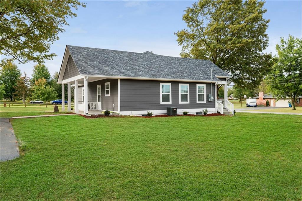 7001 Hickory Road Indianapolis, IN 46259 - Photo 24 of 25 Gallery Image 24