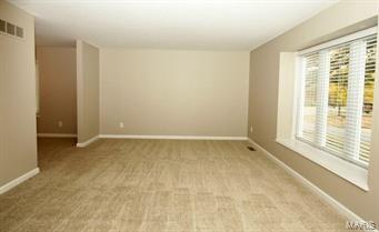 744 Agean Way Ballwin, MO 63011 - Photo 2 of 26