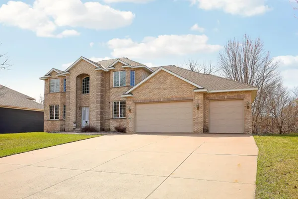 $585,900 | 4417 104th Avenue North, Brooklyn Park, MN 55443