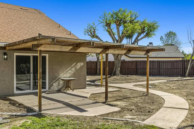 $1,099,000 | 5639 Pony Court, Oceanside, CA 92057