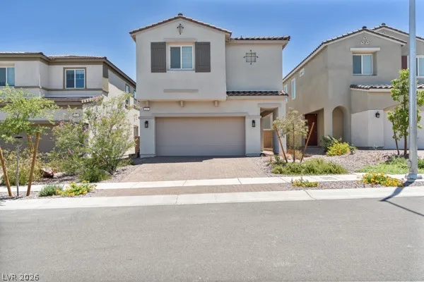$2,800 | 878 Benning Street, Henderson, NV 89011