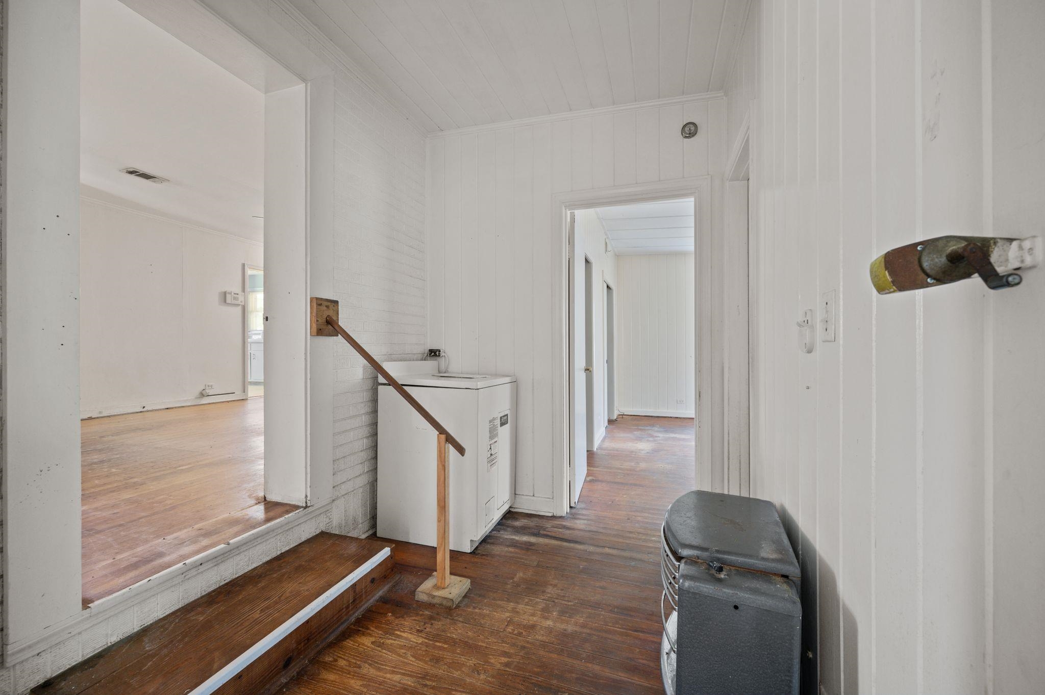 411 West 6th Street Bay Minette, AL 36507 - Photo 24 of 28 Hallway