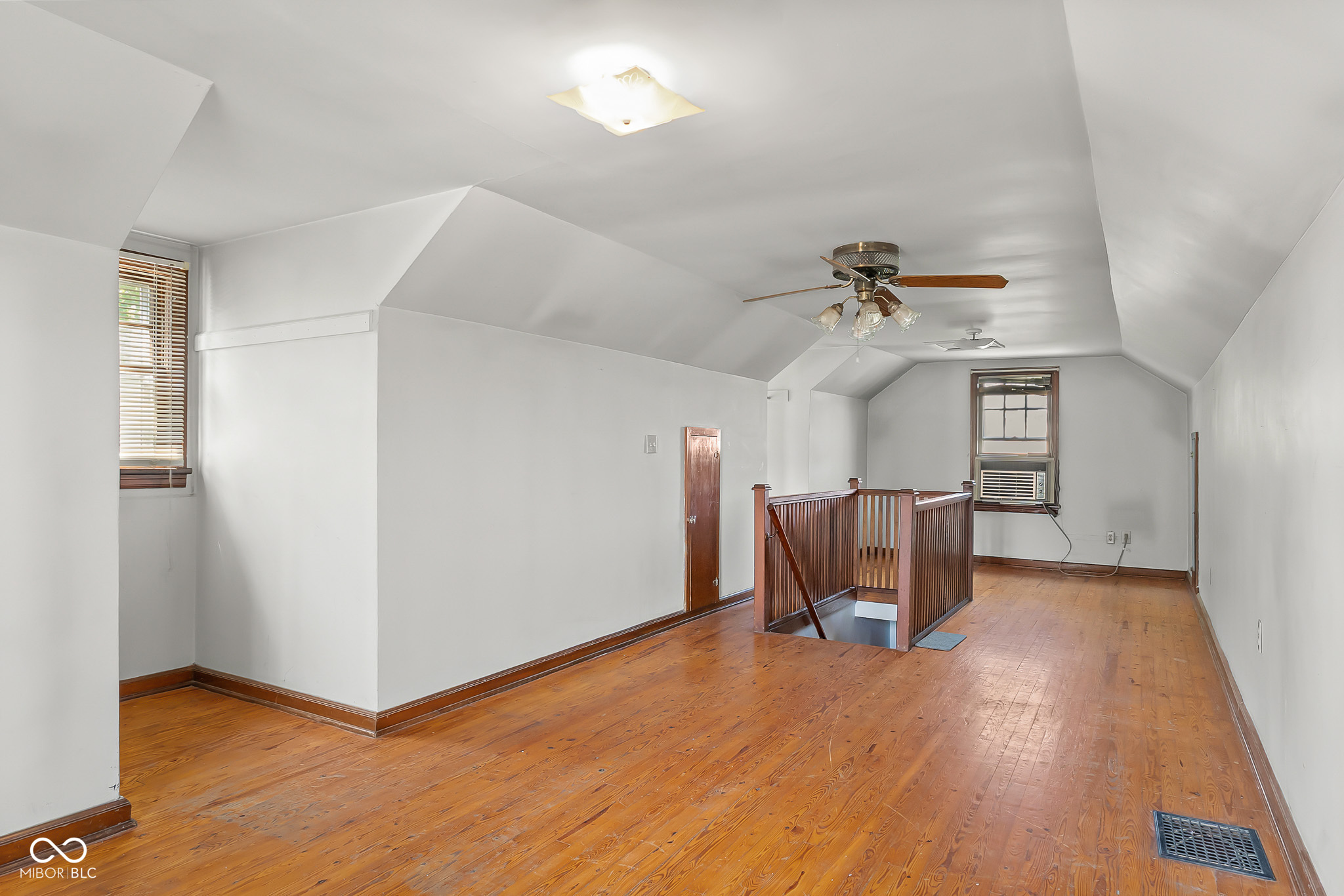 813 Central Place Columbus, IN 47201 - Photo 31 of 43
