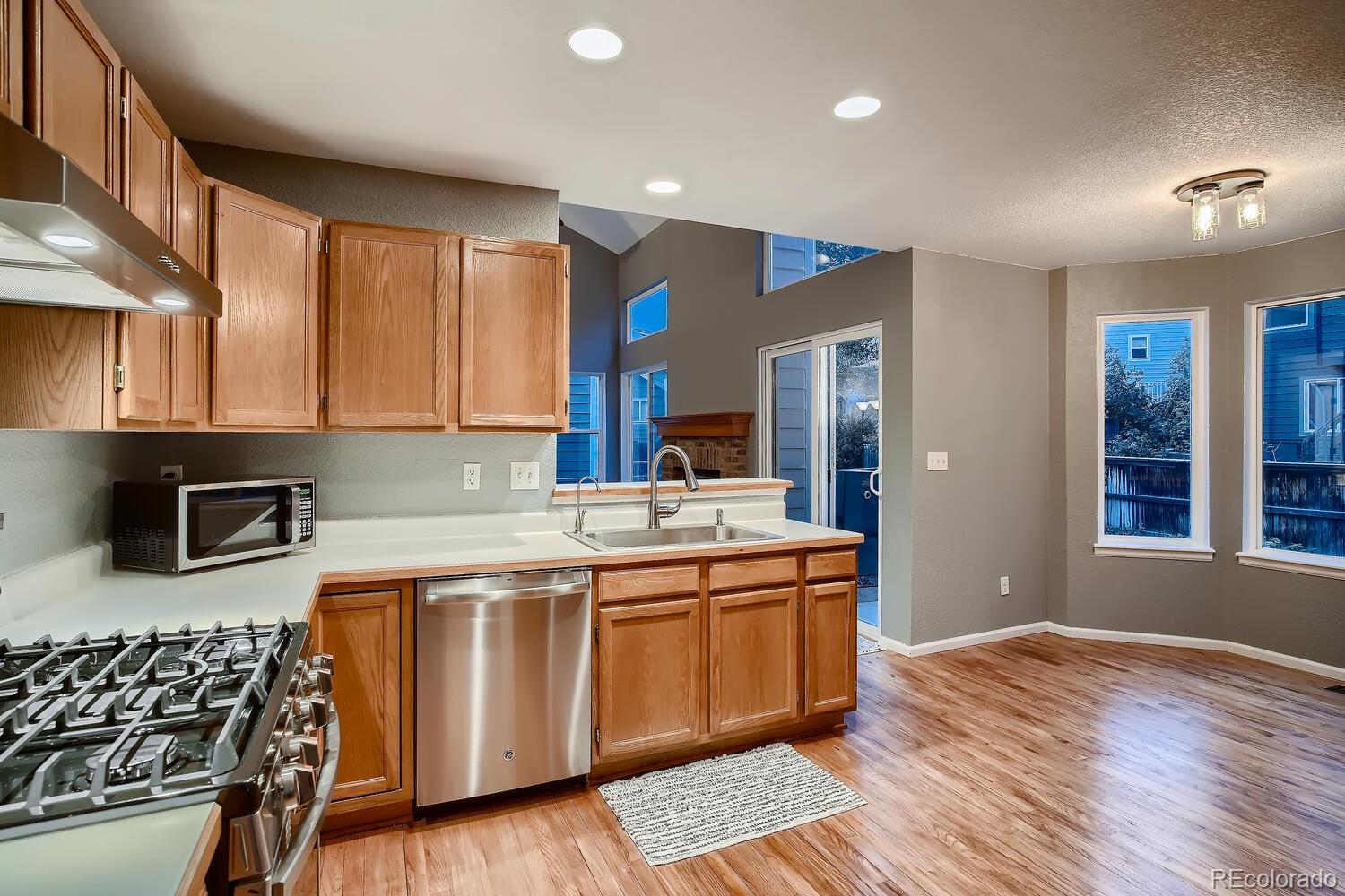 9735 Bucknell Way Highlands Ranch, CO 80129 - Photo 11 of 40 Gallery Image 11