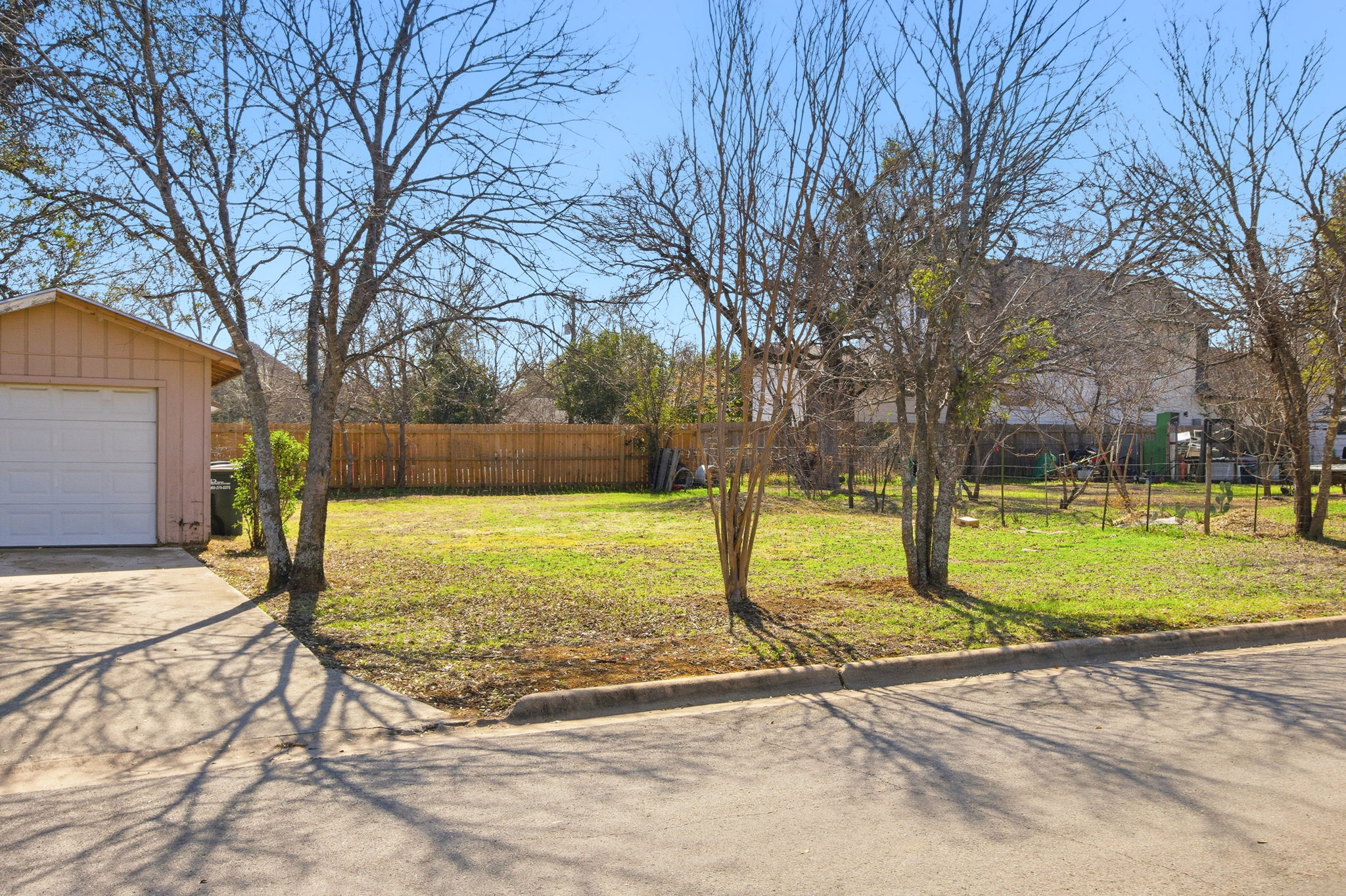 202 Forest Street Georgetown, TX 78626 - Photo 31 of 36