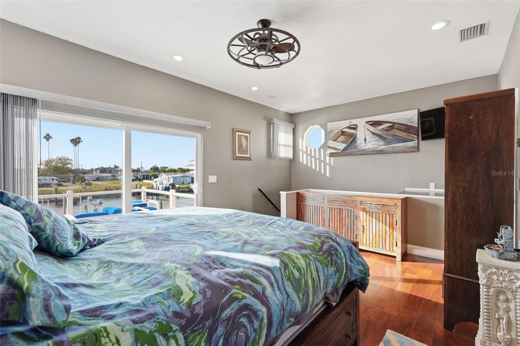 532 Crystal Drive Madeira Beach, FL 33708 - Photo 24 of 48