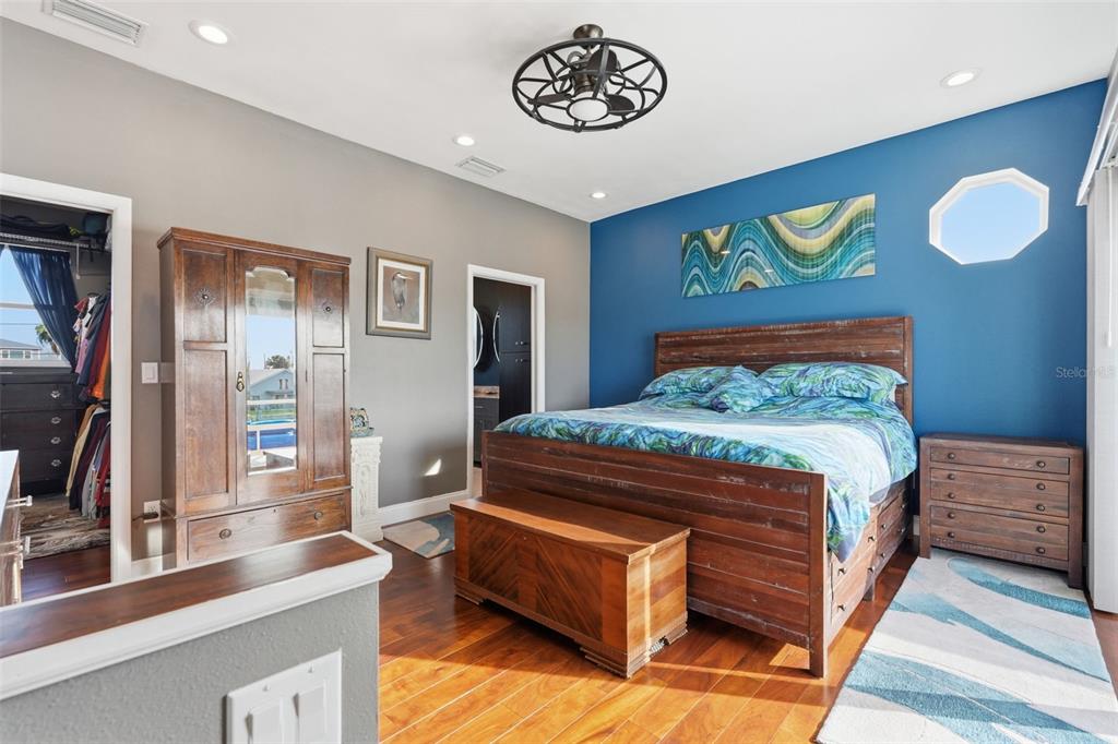 532 Crystal Drive Madeira Beach, FL 33708 - Photo 25 of 48