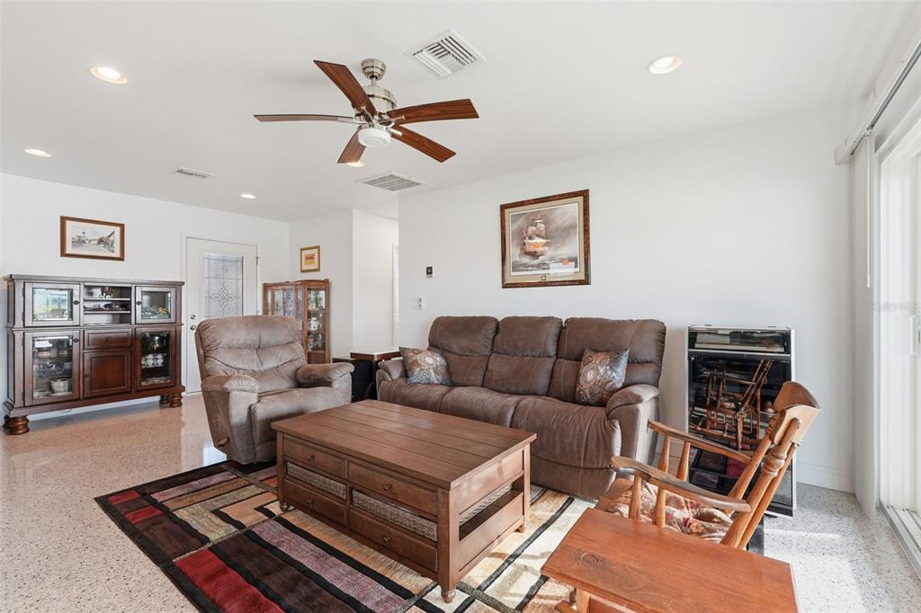 532 Crystal Drive Madeira Beach, FL 33708 - Photo 5 of 48