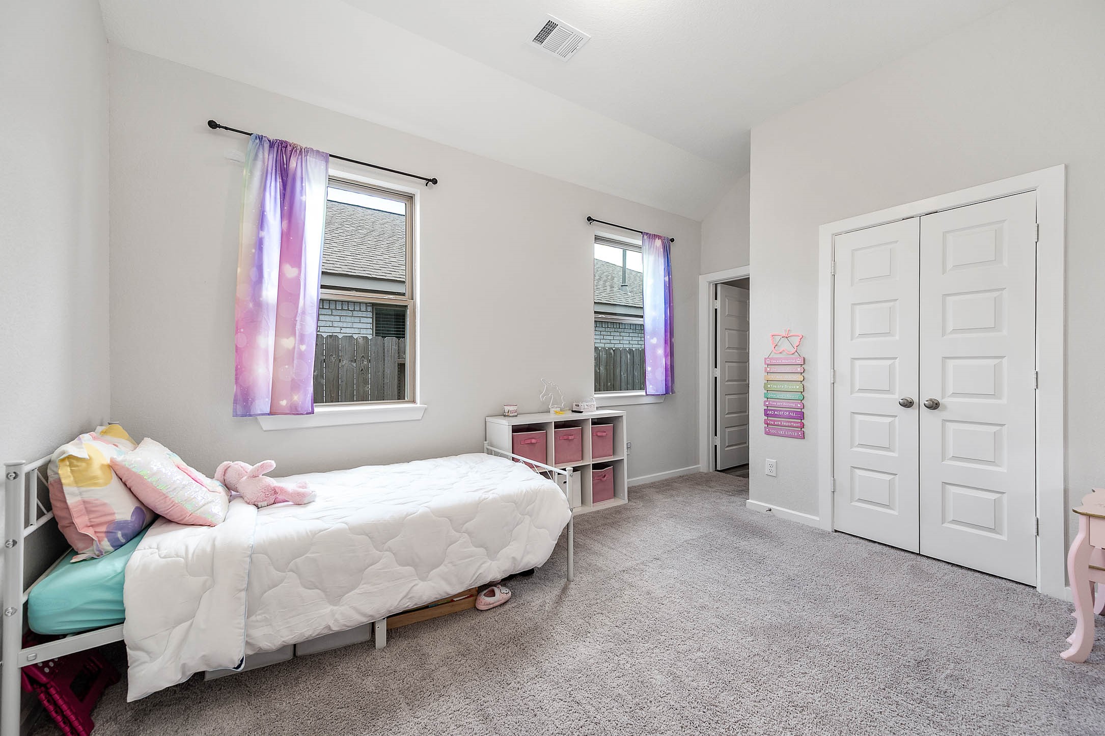 10926 Wander Way Beasley, TX 77417 - Photo 22 of 38 a bedroom with a bed and a closet
