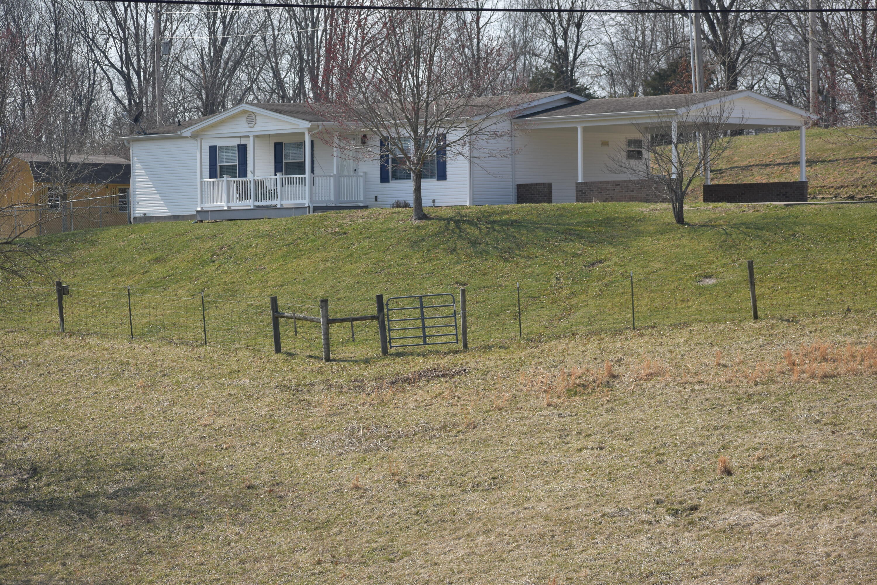 1077 Beaver Lake Road Lawrenceburg, KY 40342 - Photo 1 of 32 DSC_0062