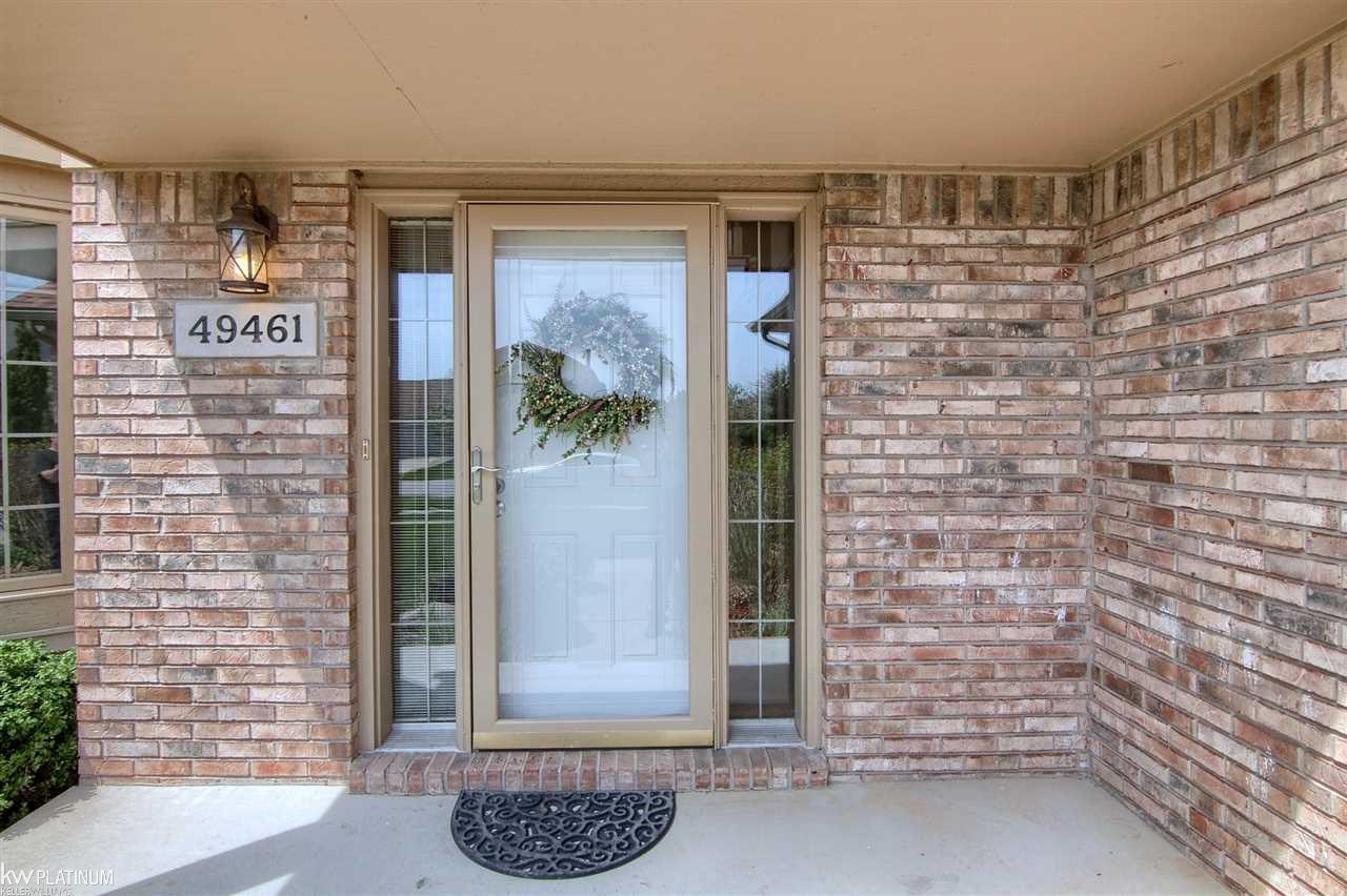 49461 Monte Road New Baltimore, MI 48047 - Photo 3 of 35 31348208-2.JPG