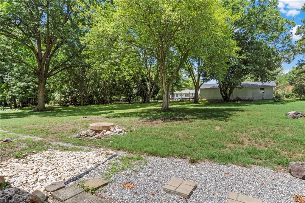 6645 Springfield Drive Clemmons, NC 27012 - Photo 31 of 36