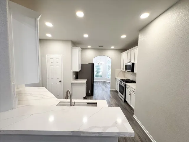 $2,100 | 19719 Allenwick Hills Court, Cypress, TX 77429