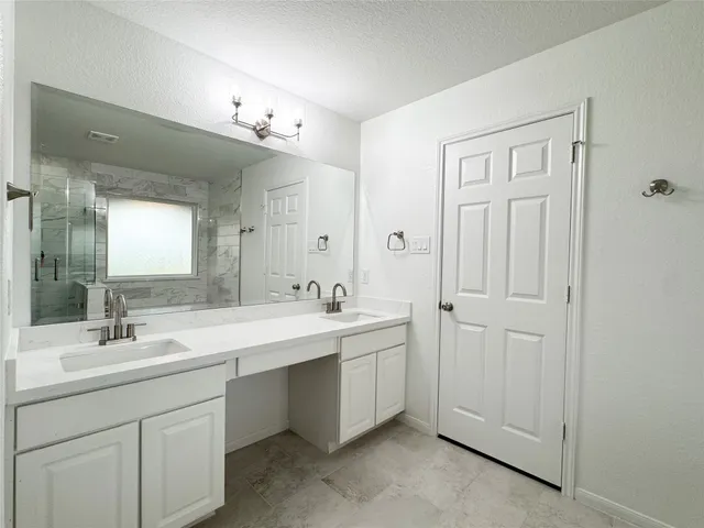 $2,100 | 19719 Allenwick Hills Court, Cypress, TX 77429