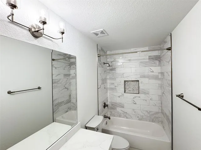 $2,100 | 19719 Allenwick Hills Court, Cypress, TX 77429