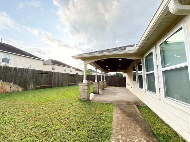 $2,100 | 19719 Allenwick Hills Court, Cypress, TX 77429