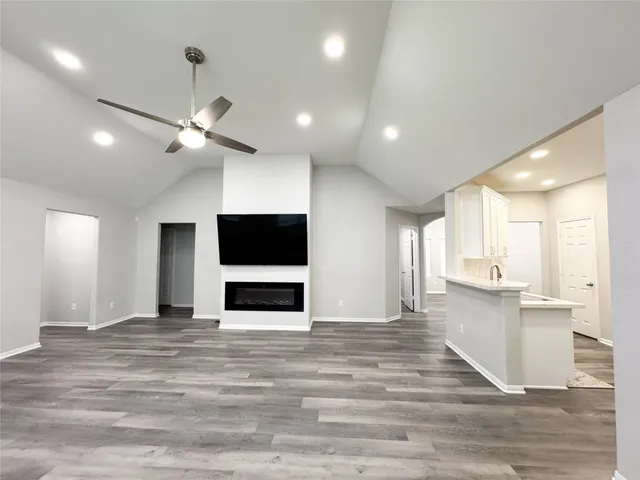 $2,100 | 19719 Allenwick Hills Court, Cypress, TX 77429