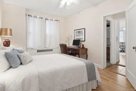 $349,998 | 601 Pelham Parkway North, Unit 106 | Bronxwood