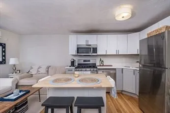 $4,100 | 84 Emerson Street, Unit 2, Boston, MA 02127
