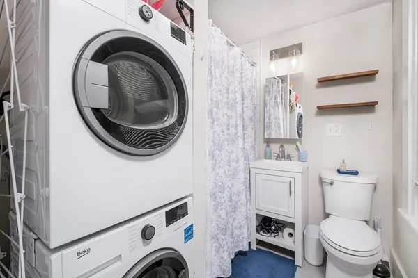 $4,100 | 84 Emerson Street, Unit 2, Boston, MA 02127