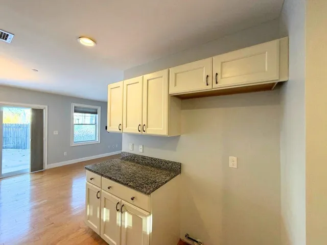 $2,900 | 75 Deerwood Drive, Unit D, Nashua, NH 03063