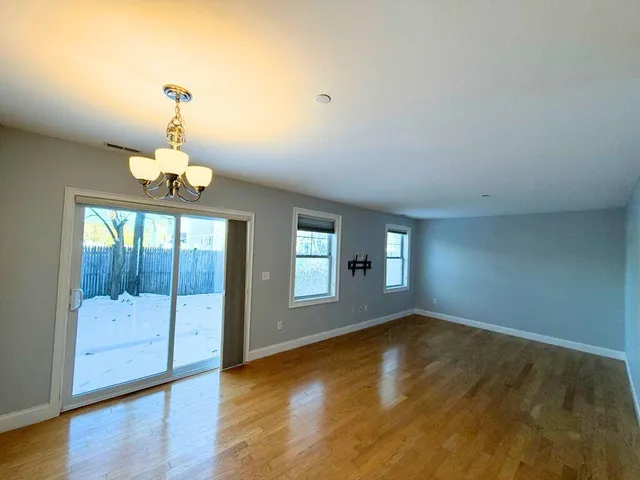 $2,900 | 75 Deerwood Drive, Unit D, Nashua, NH 03063