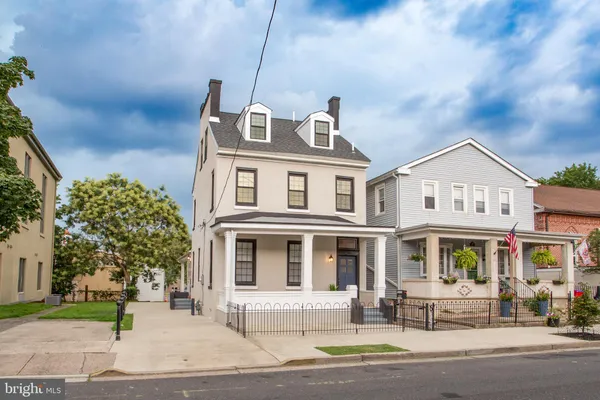 $4,000 | 327 Wood Street, Bristol, PA 19007