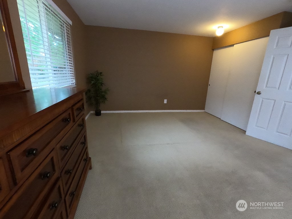 422 South 26th Street Renton, WA 98055 - Photo 11 of 24 a view of an empty room
