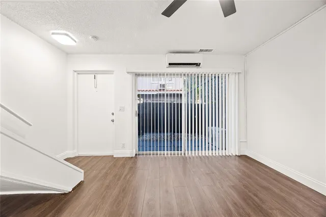 $1,649 | 1801 Northeast 56th Street, Unit 5, Fort Lauderdale, FL 33308