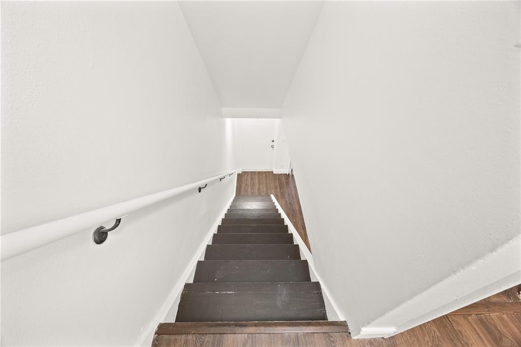 1801 Northeast 56th Street, Unit 5 Fort Lauderdale, FL 33308 - Photo 9 of 22 a view of entryway