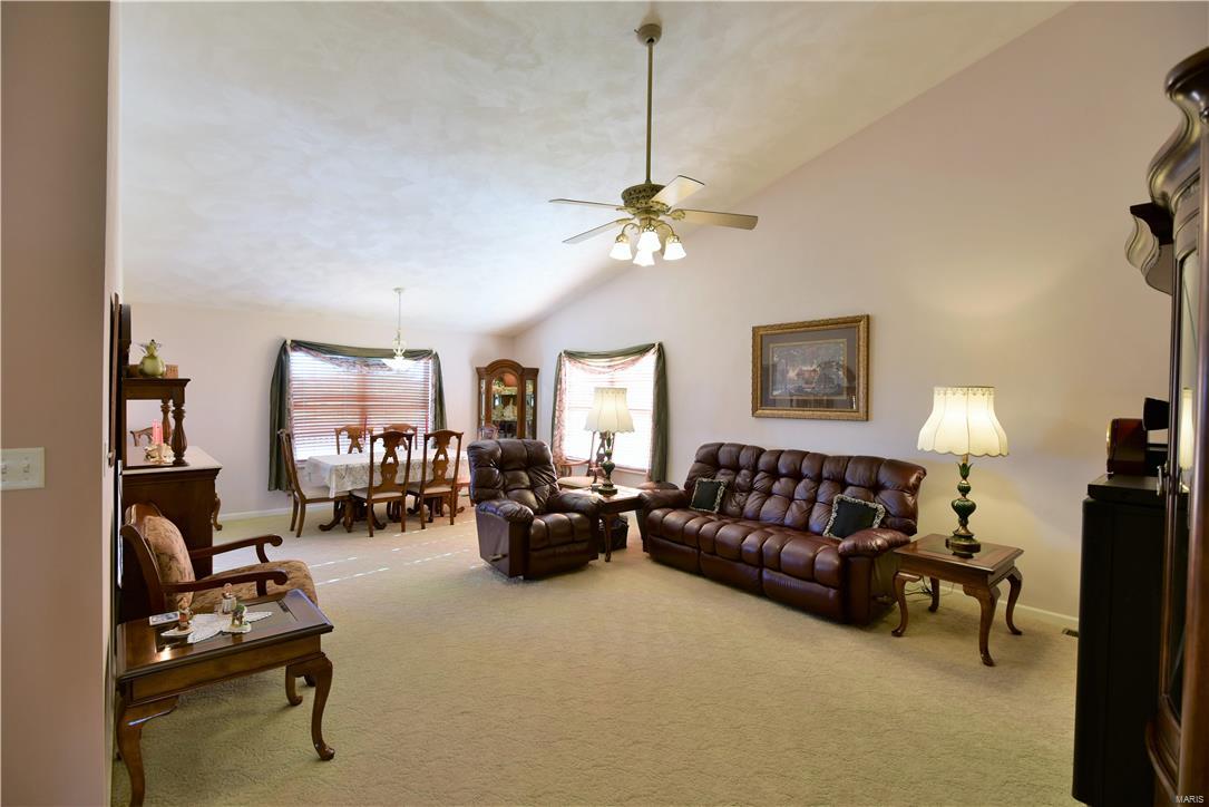 616 Hamacher Street Waterloo, IL 62298 - Photo 10 of 66 Gallery Image 10