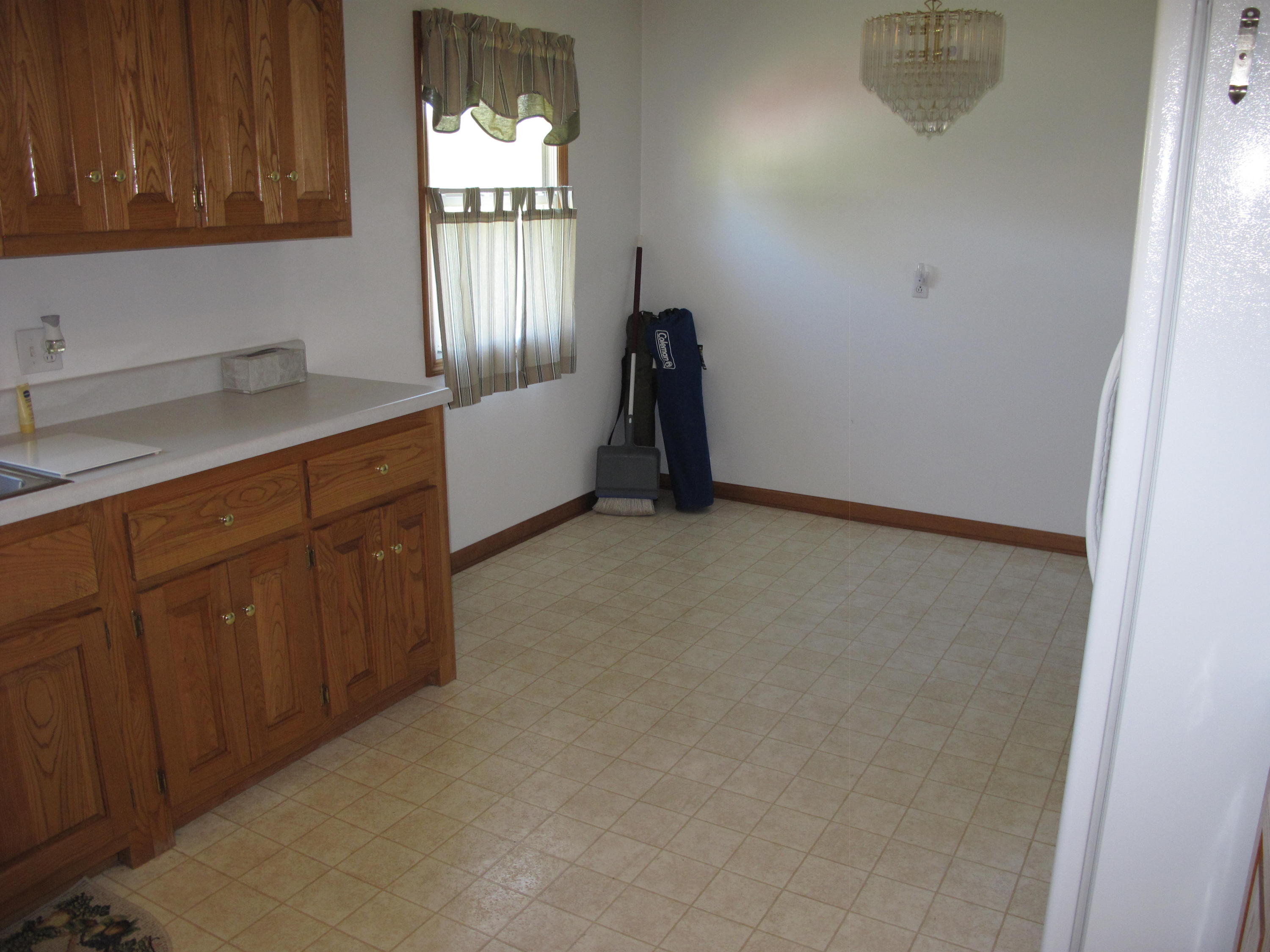 1910 Loop Road La Follette, TN 37766 - Photo 10 of 39 IMG_1978