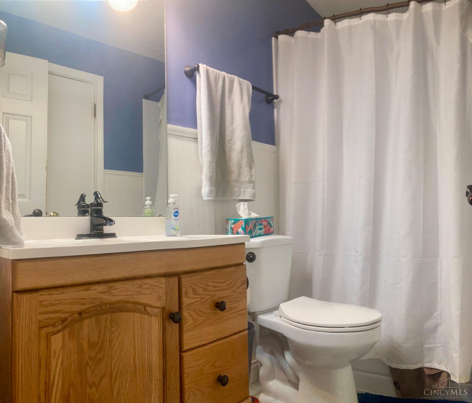 3884 Ridgecombe Drive Cincinnati, OH 45248 - Photo 10 of 14 Gallery Image 10