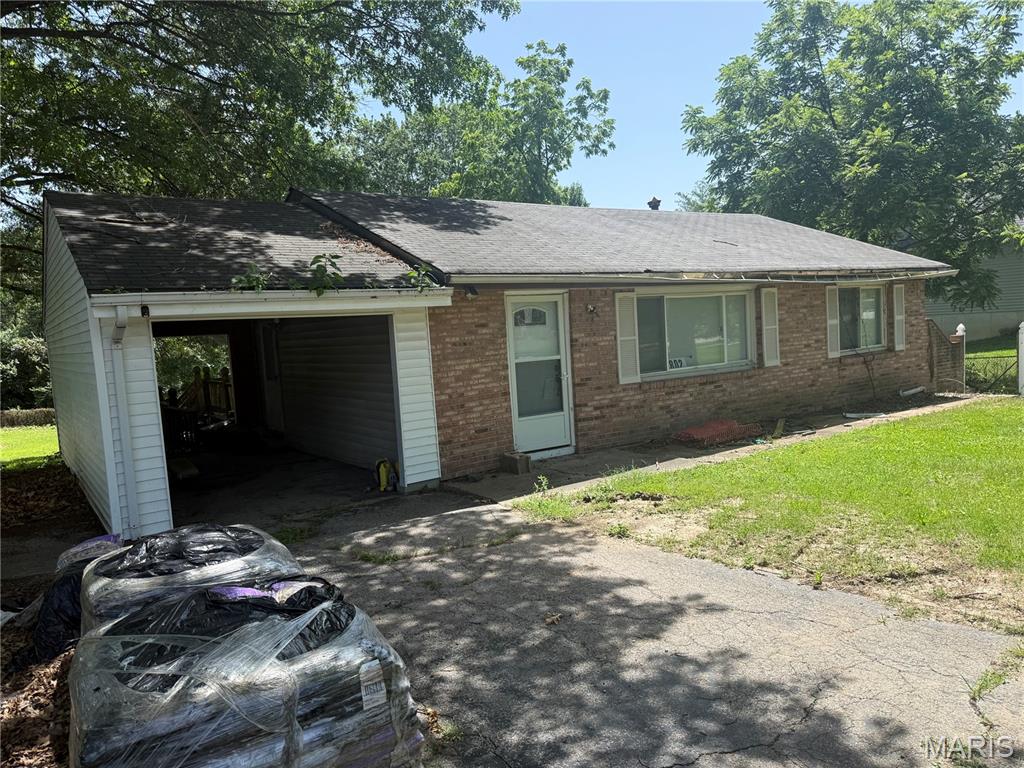 802 Connie Lane Manchester, MO 63021 - Photo 2 of 17
