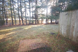 3846 Meadowlark Road Roanoke, VA 24018 - Photo 5 of 5 BACK YARD