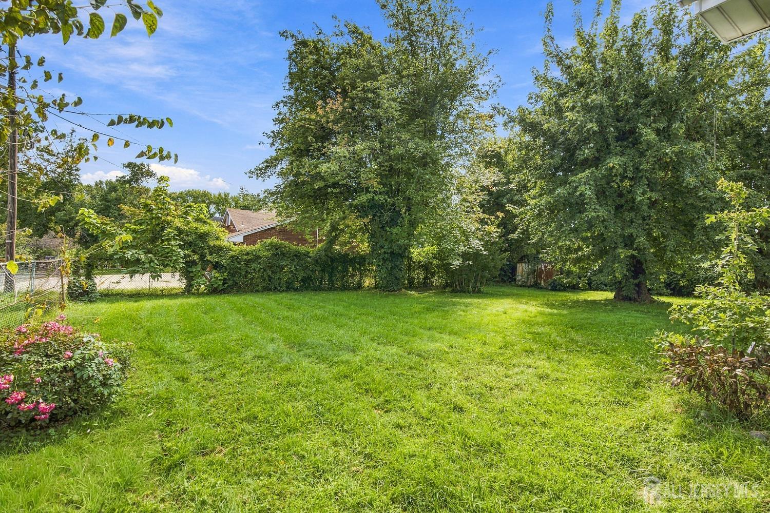 943 New Dover Road Edison, NJ 08820 - Photo 28 of 30 Gallery Image 28