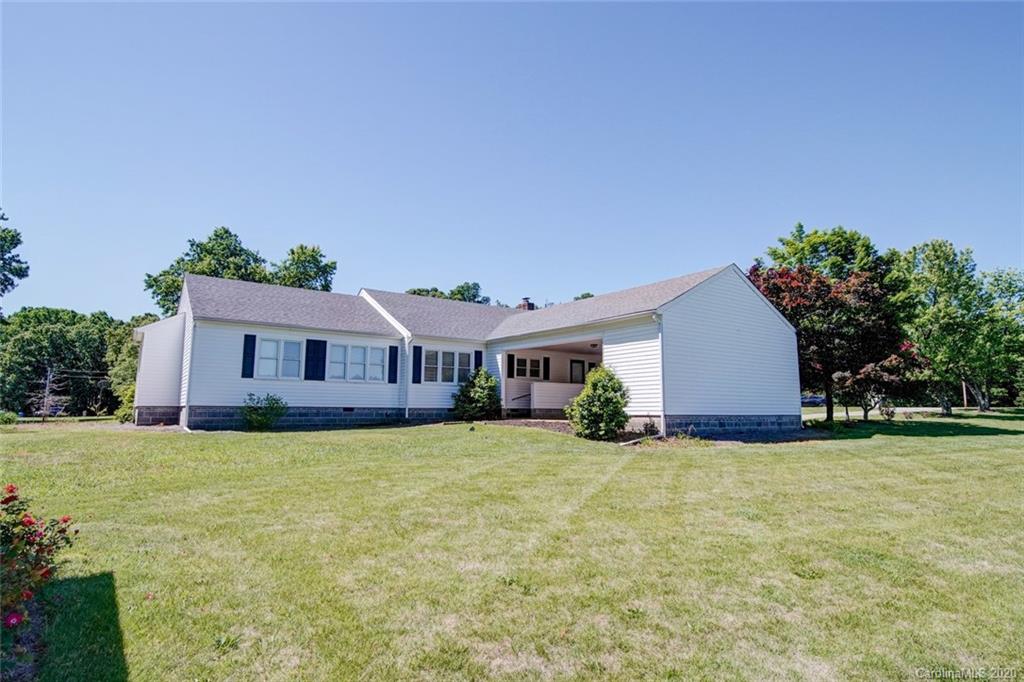 14024 Thompson Road Mint Hill, NC 28227 - Photo 1 of 47 Gallery Image 1