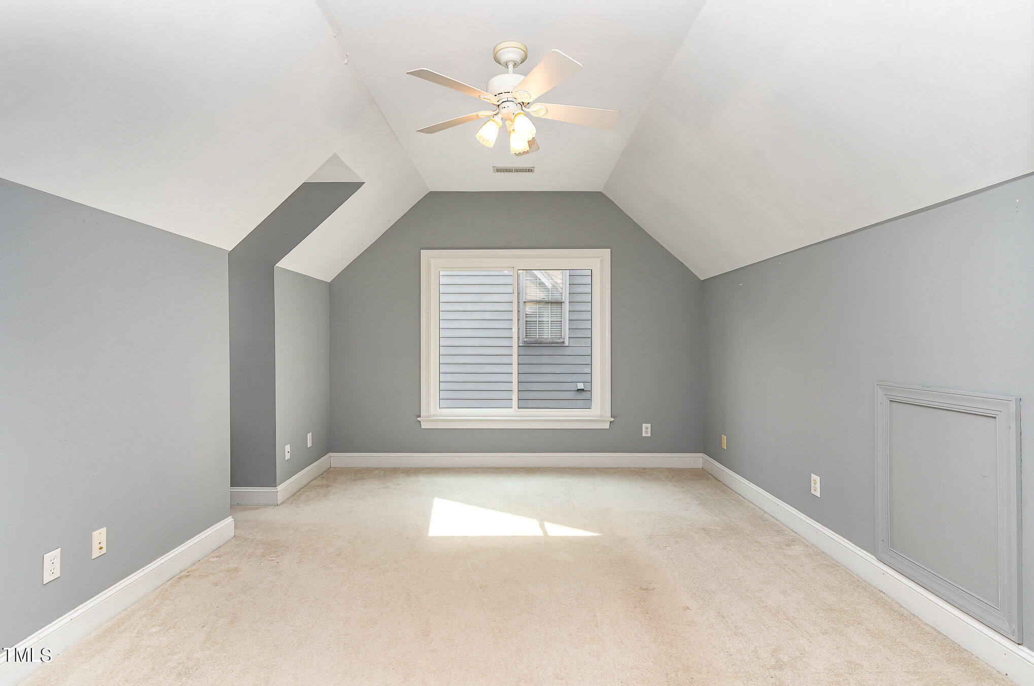 5233 Covington Bend Drive Raleigh, NC 27613 - Photo 24 of 44 026_dsc00056-edit