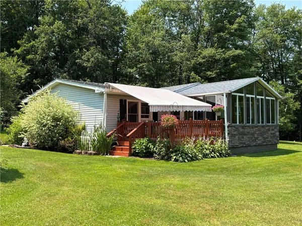 $244,900 | 4 Erickson Drive, Mount Jewett, PA 16740