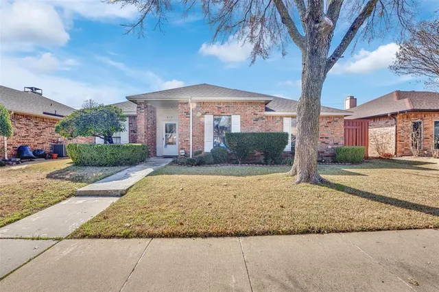 $345,000 | 5121 Wood Creek Lane, Garland, TX 75044