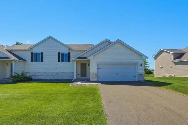 $259,900 | 1111 Natalie Avenue, Montrose, MN 55363